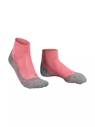 FALKE | Chaussettes de randonnée courtes TK 5 pour femmes | beere